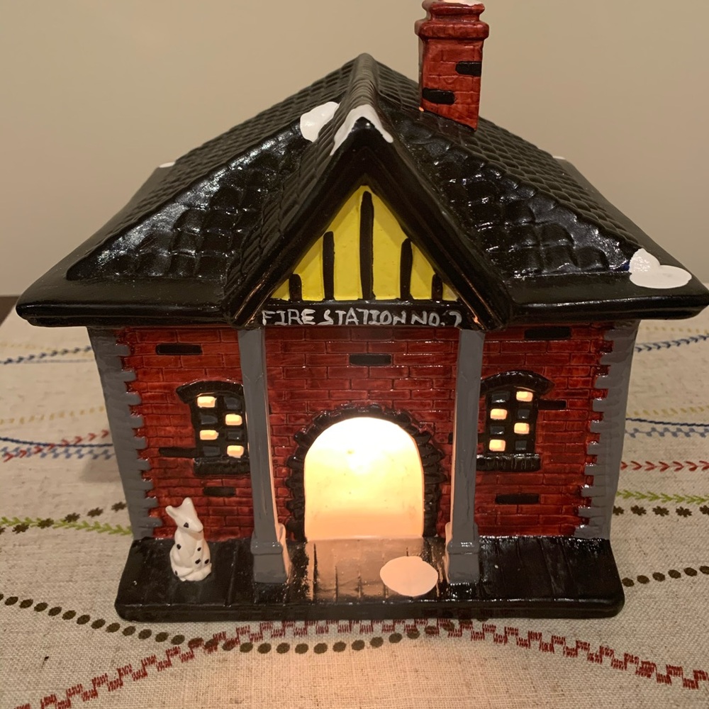 Christmas Ceramic Fire Station
